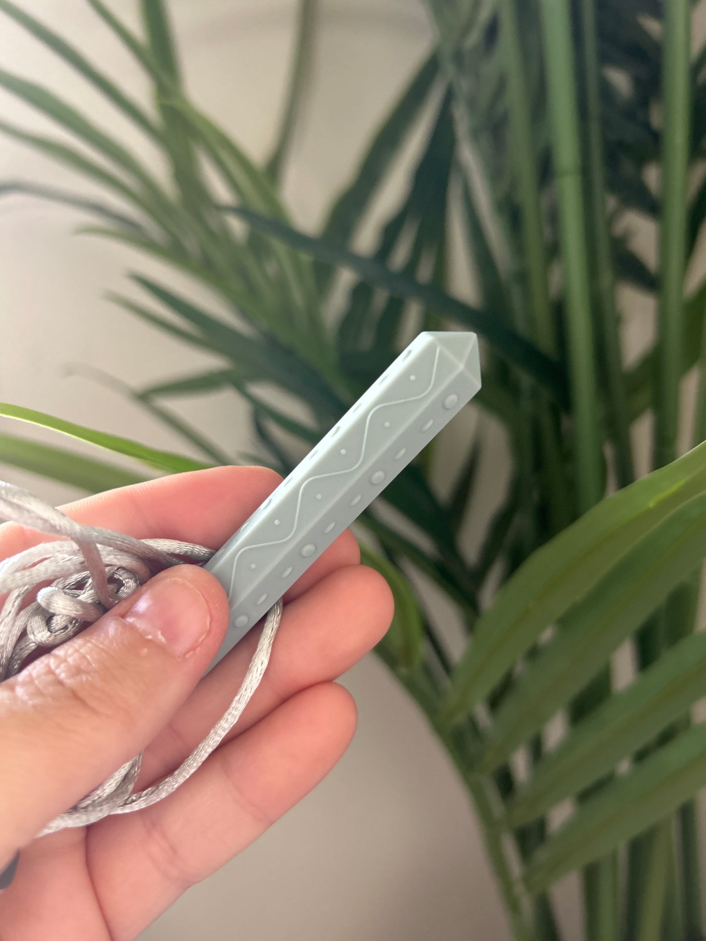 Crystal chewy necklace