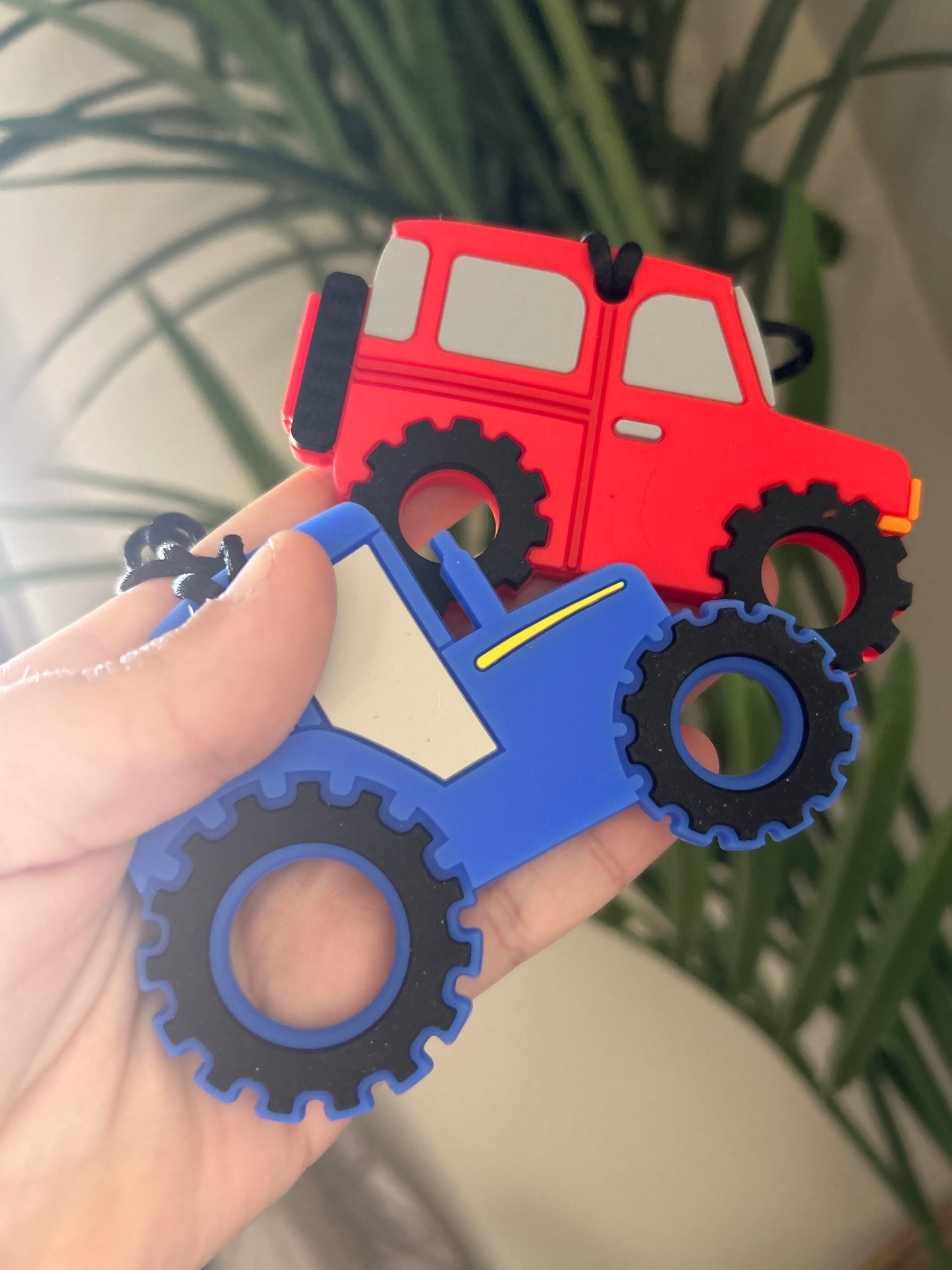 Vehicle chewy necklaces