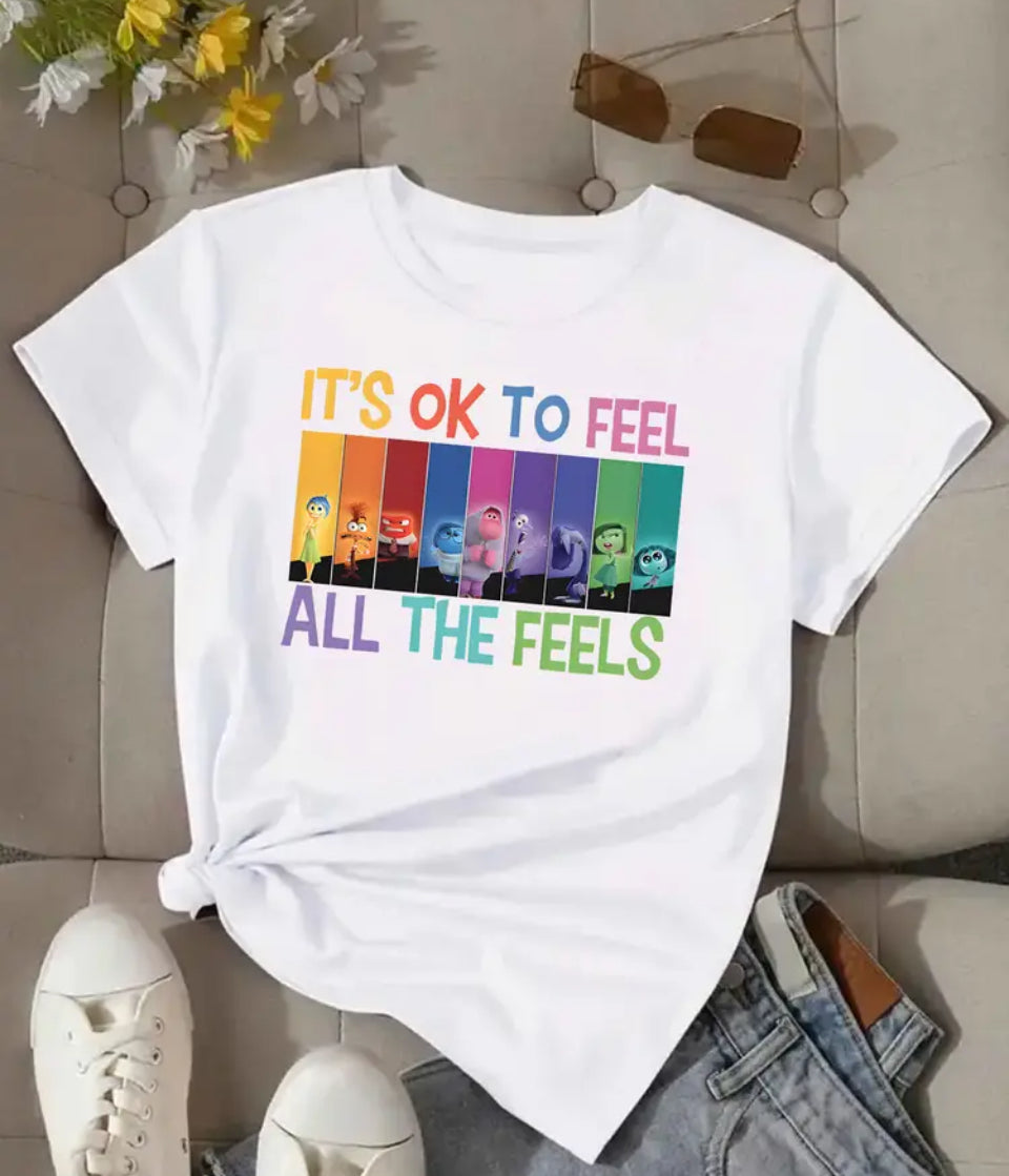 It's ok to feel all the feels ,Women’s T-shirts