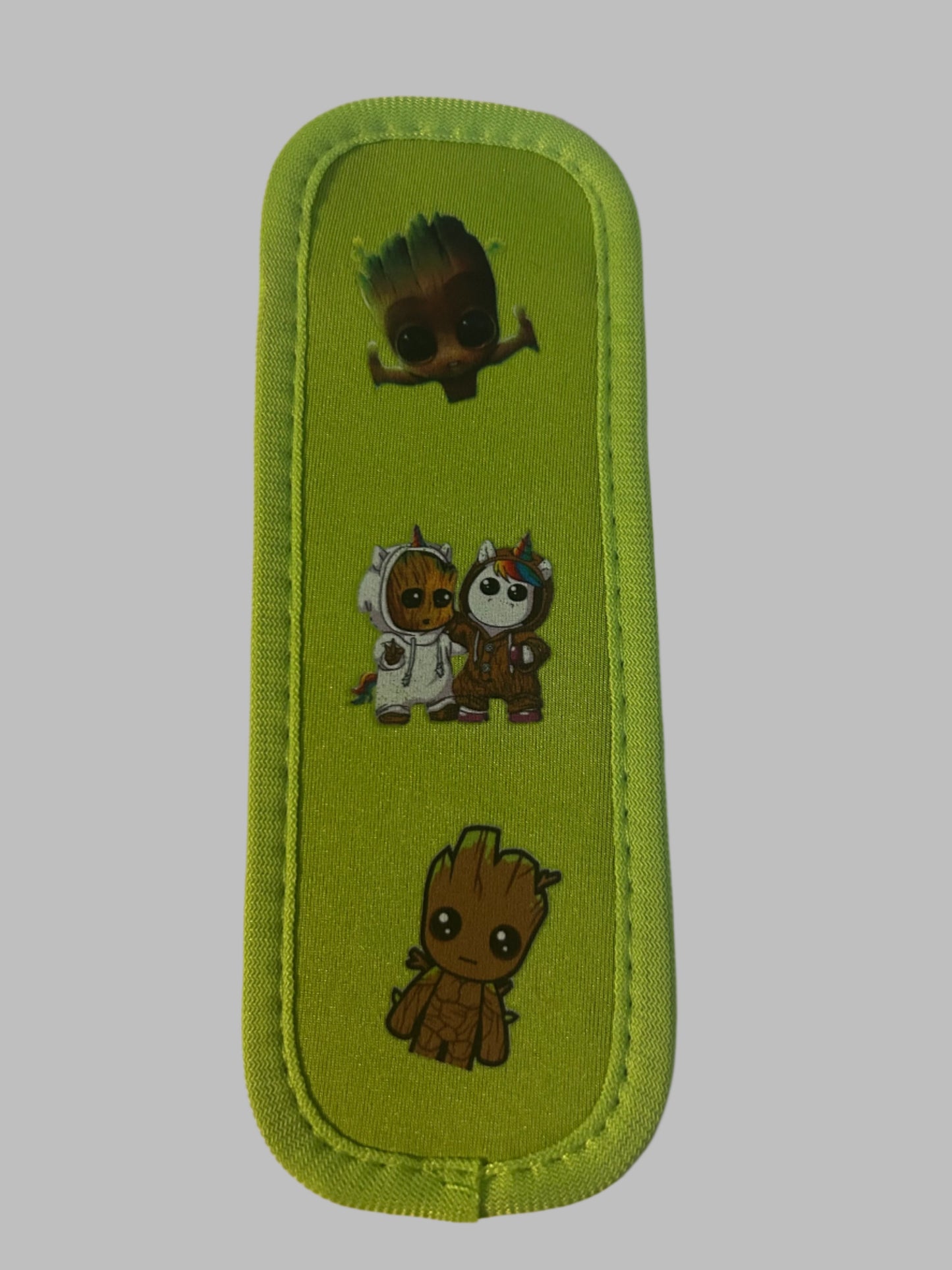 Ice pop holders