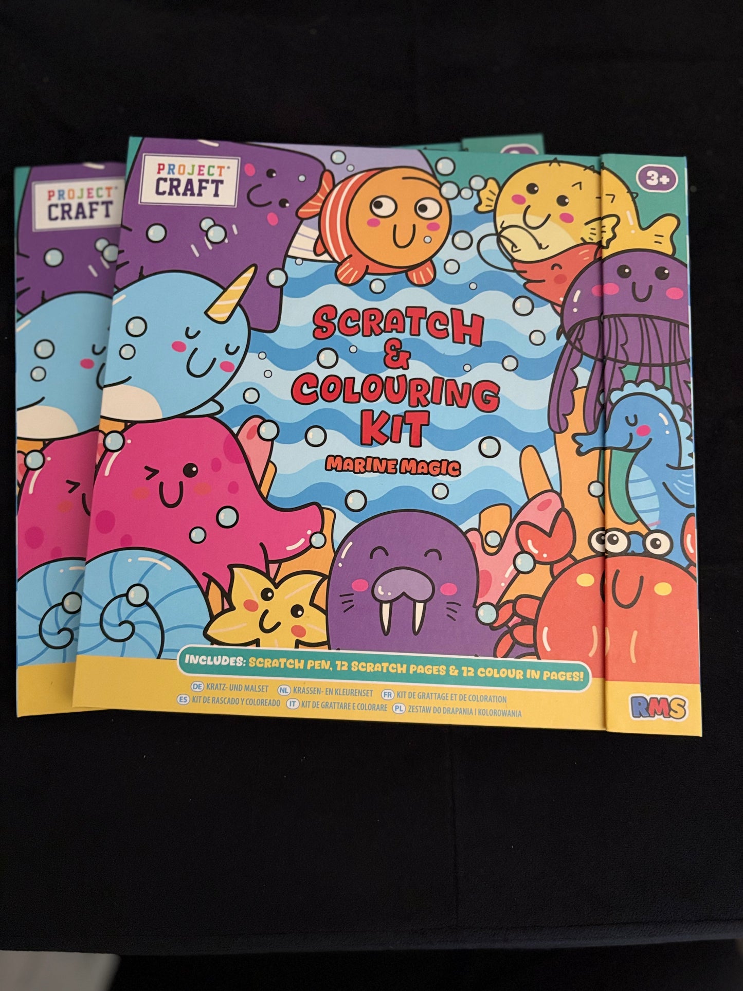 Scratch & colouring kit