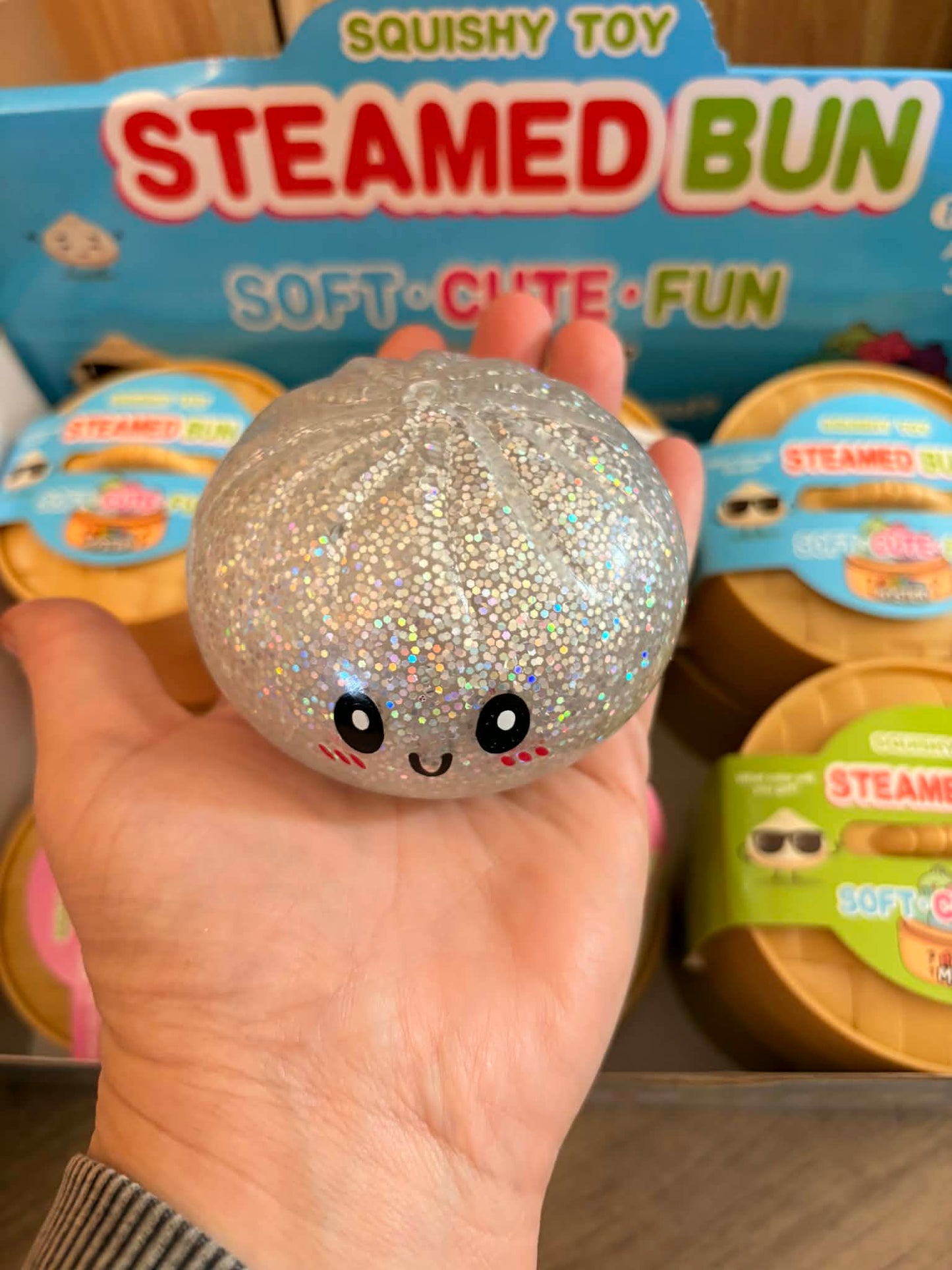 Glitter squishy dumplings