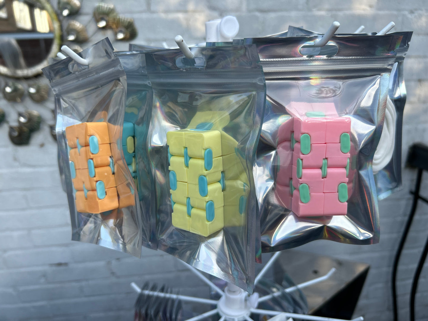 Infinity fidget cubes
