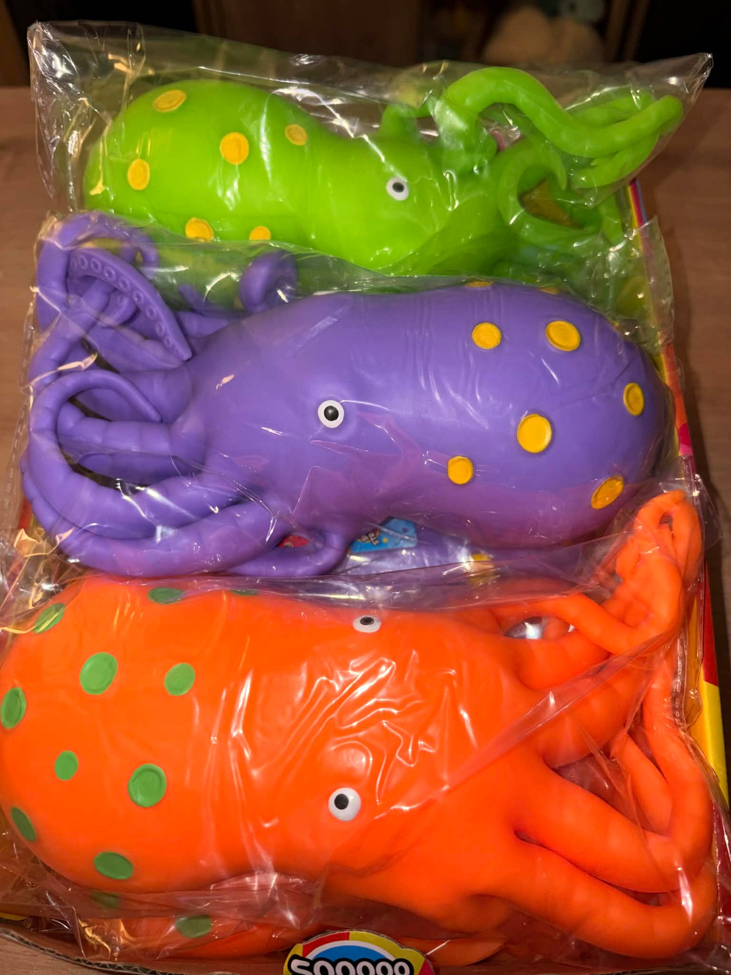 Large squishy squid, toy 3 colours to collect